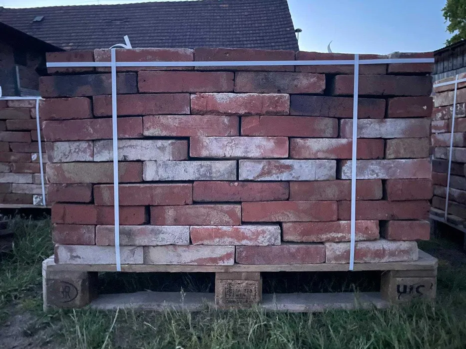 Historyczna cegła 27 cm czerwona