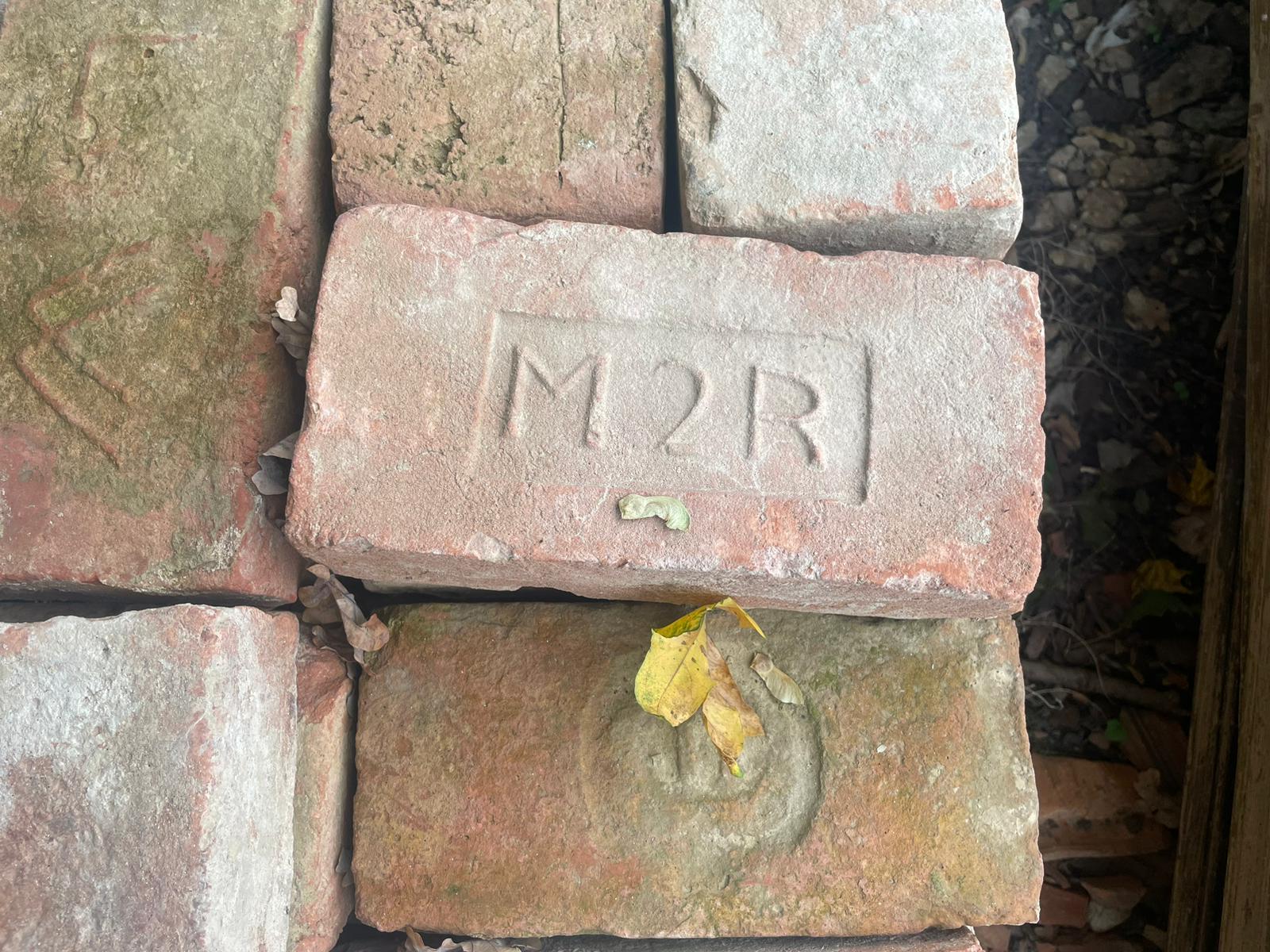 Cegła sygnowana stare różne - obrazek 25