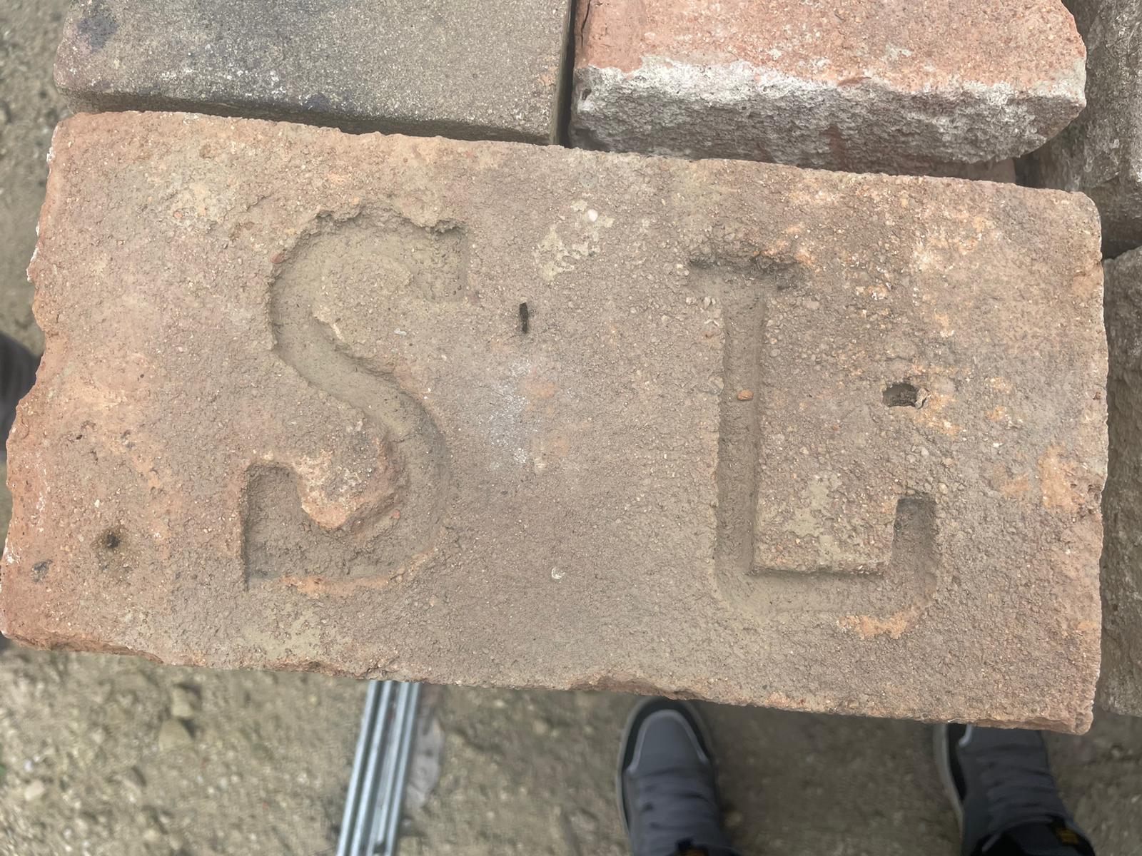 Cegła sygnowana stare różne - obrazek 36