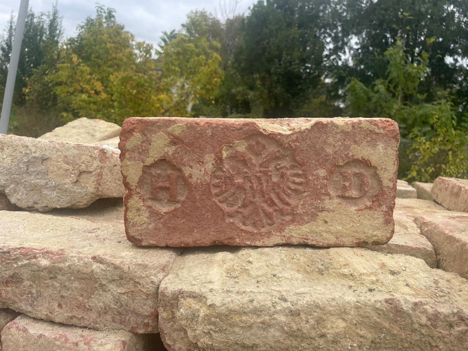 Cegła sygnowana stare różne - obrazek 45