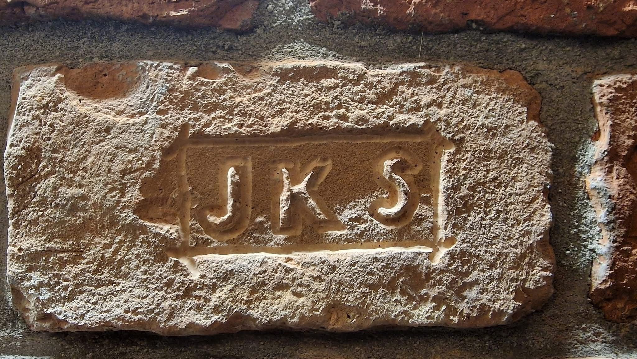 Cegła sygnowana stare różne - obrazek 8